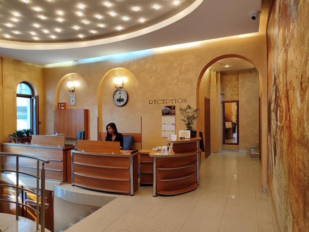 Семеен Хотел "Булаир" Burgas Ngoại thất bức ảnh